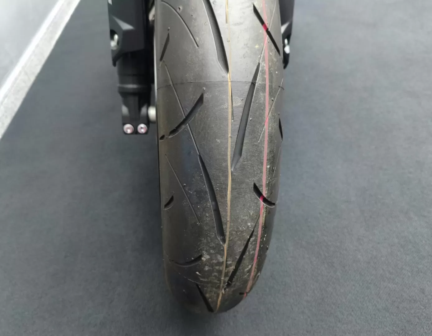 Honda CB 650R Eclutch - foto 8