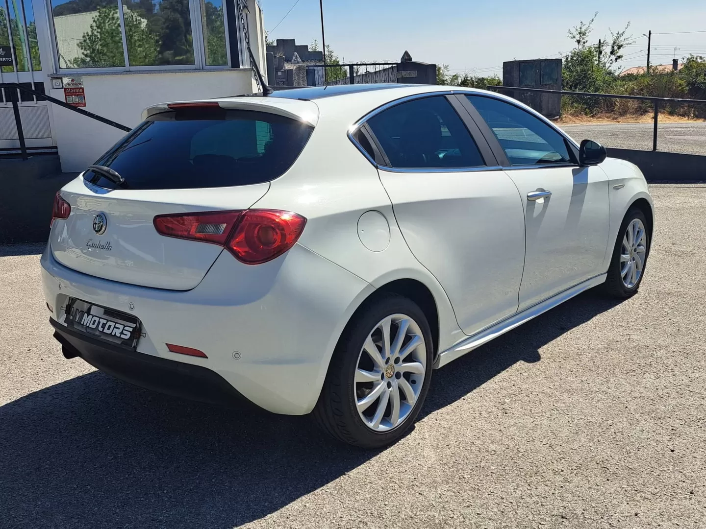 Alfa Romeo Giulietta 1.6 JTDM Trofeo - foto 7