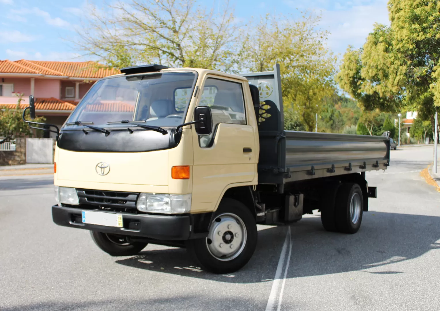 Toyota  Dyna 280