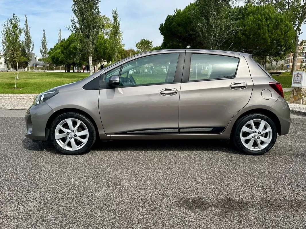 Toyota Yaris 1.0 VVT-i Comfort - foto 6
