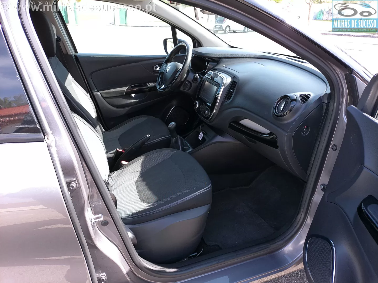 Renault Captur 1.5 dCi Exclusive - foto 5