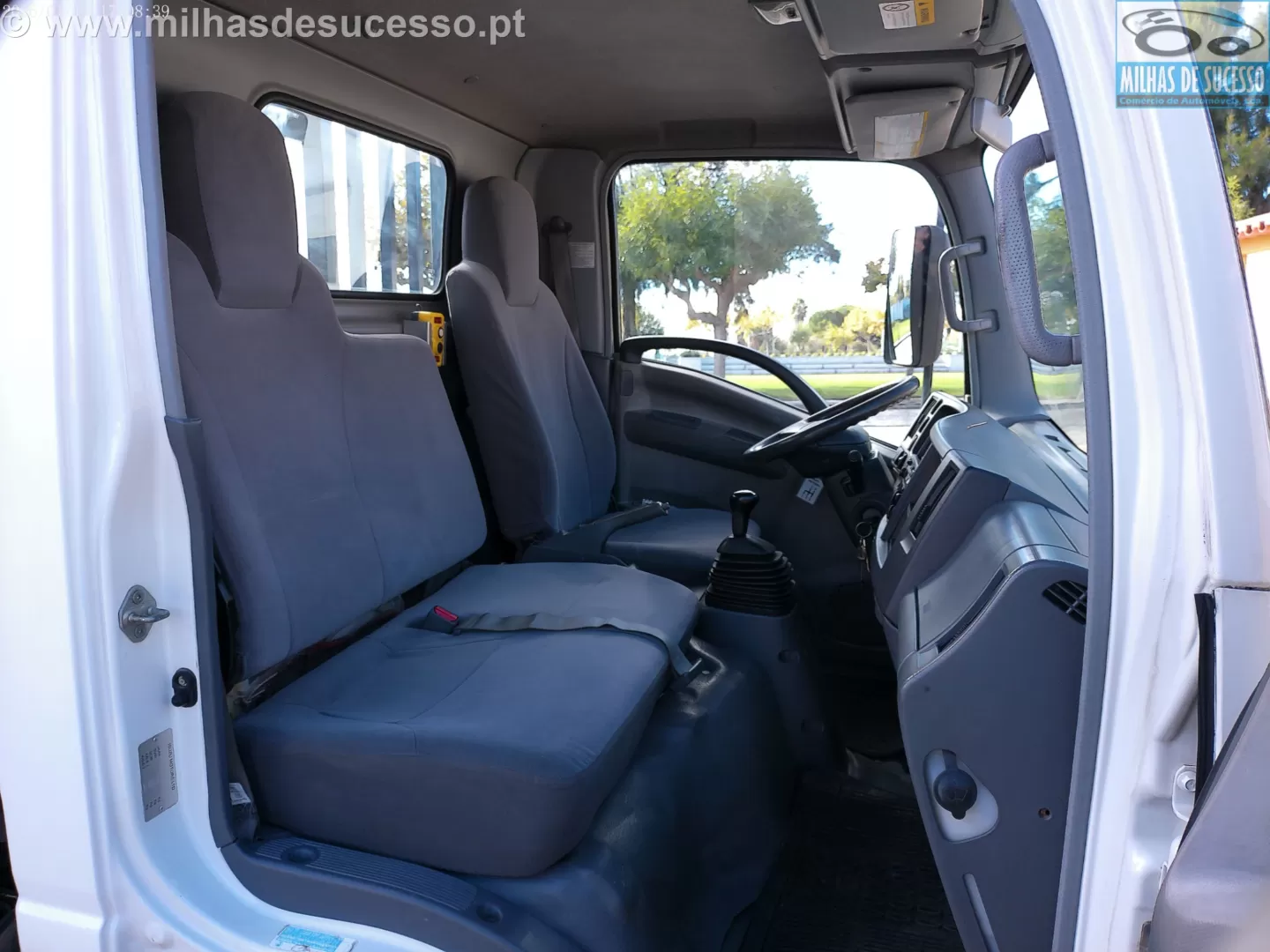 Isuzu Outro NLR 85 3.0 (ED5AYE E4) - foto 4