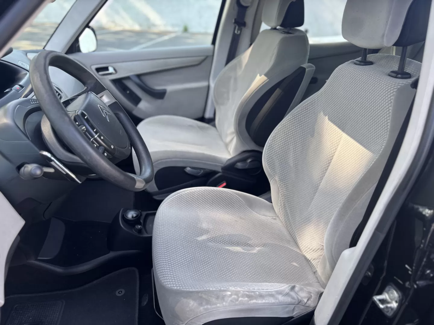 Citroën C4 Picasso 1.6 HDi Dynamique - foto 8