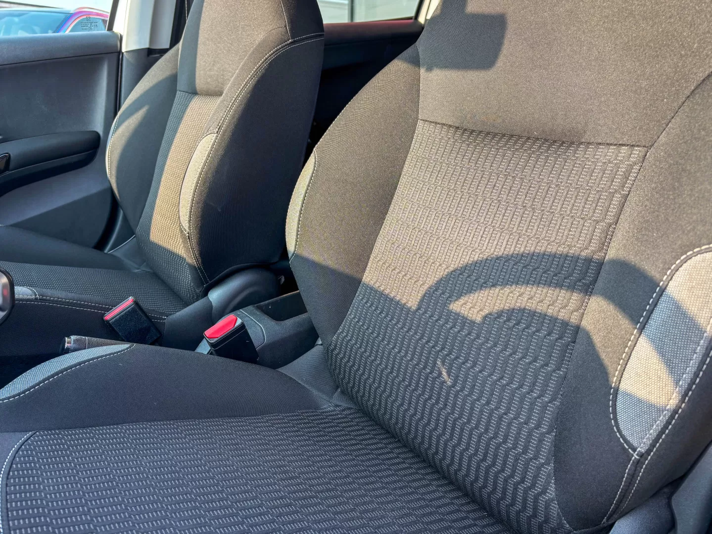 Peugeot 208 1.2 PureTech Style - foto 4