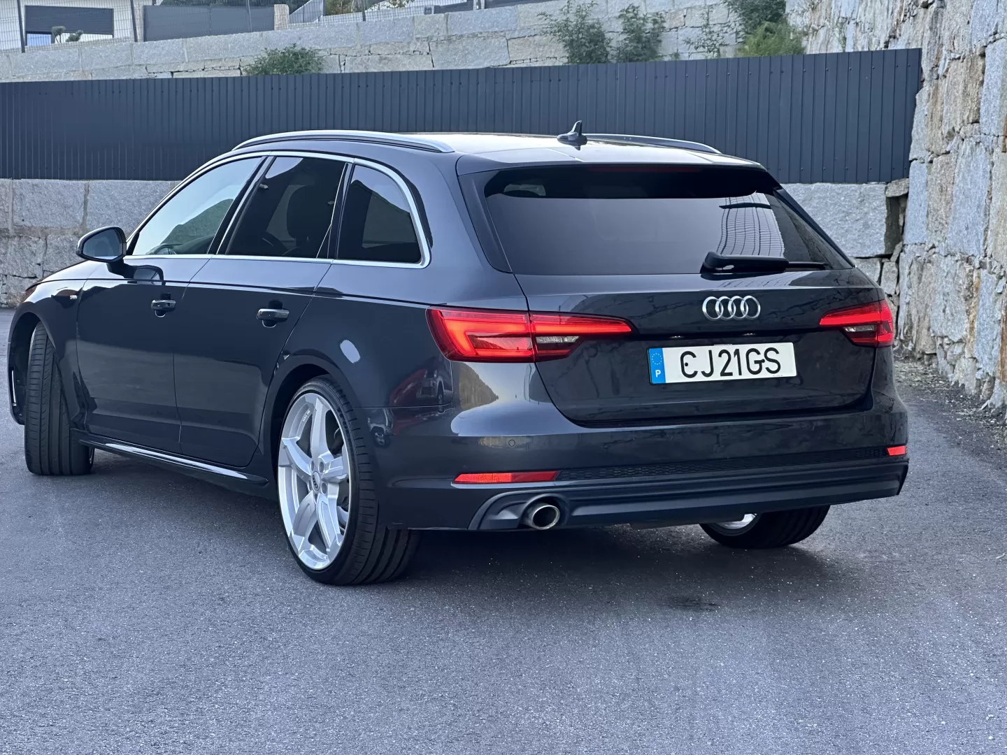Audi A4 Avant 2.0 TDI S-line - foto 4