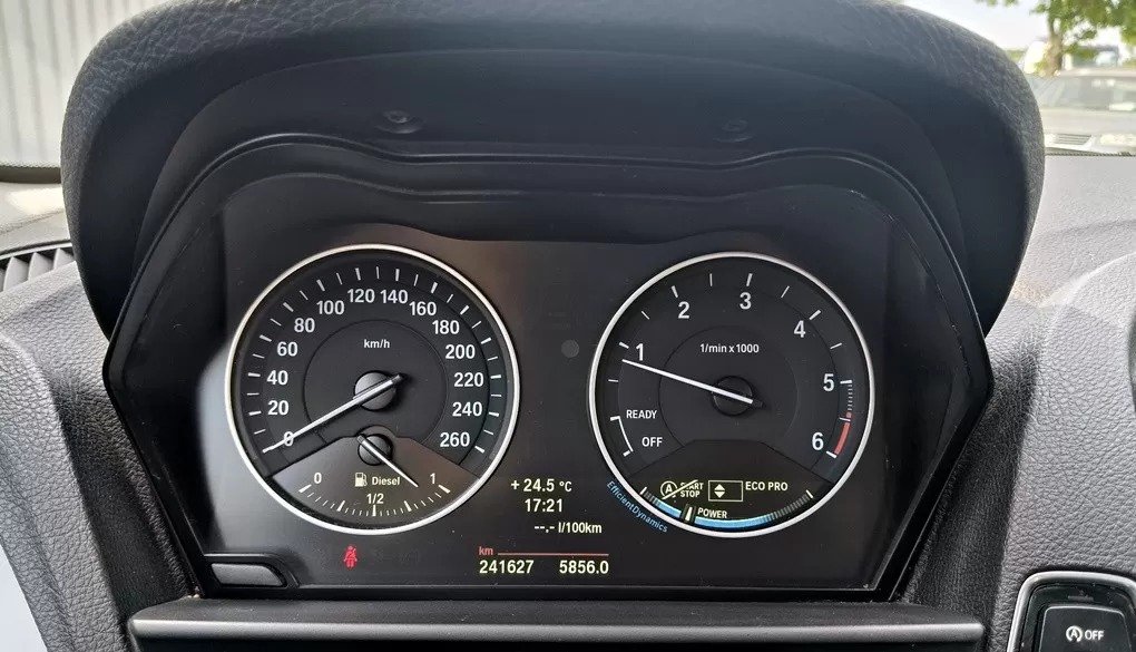 BMW 116 d EfficientDynamics Edition - foto 4
