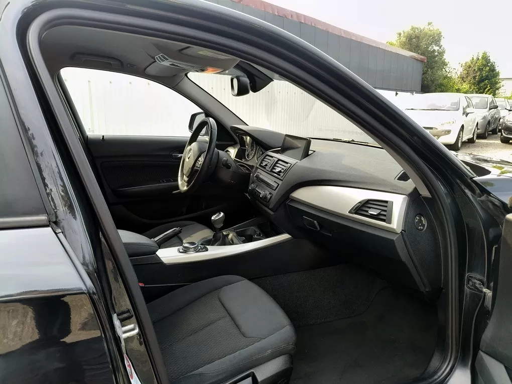 BMW 116 d EfficientDynamics Edition - foto 2