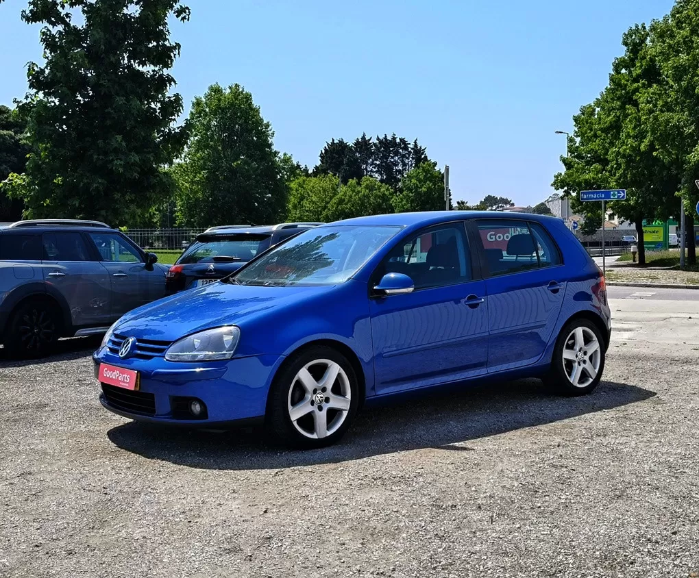 VW Golf 2.0 TDi Sport - foto 6