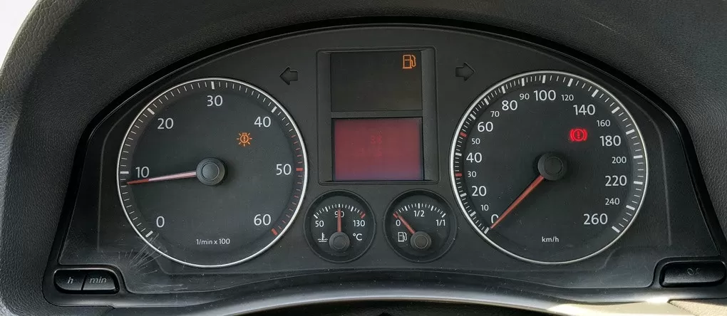 VW Golf 2.0 TDi Sport - foto 4