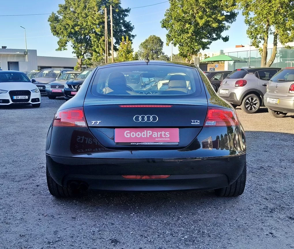 Audi TT Coupé 2.0 TDI quattro - foto 6