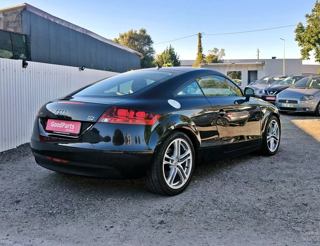 Audi TT Coupé 2.0 TDI quattro - foto 8