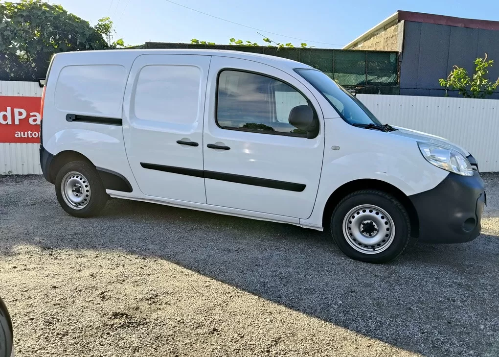 Renault  MAXI 1.5 DCI - foto 8