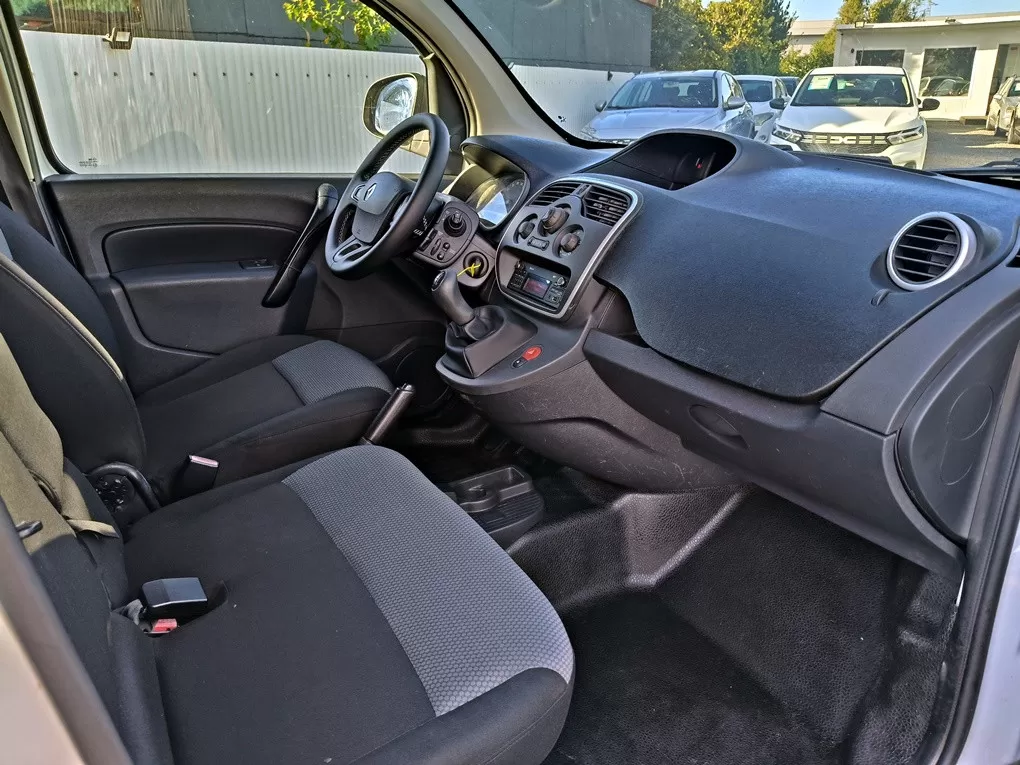 Renault  MAXI 1.5 DCI - foto 2