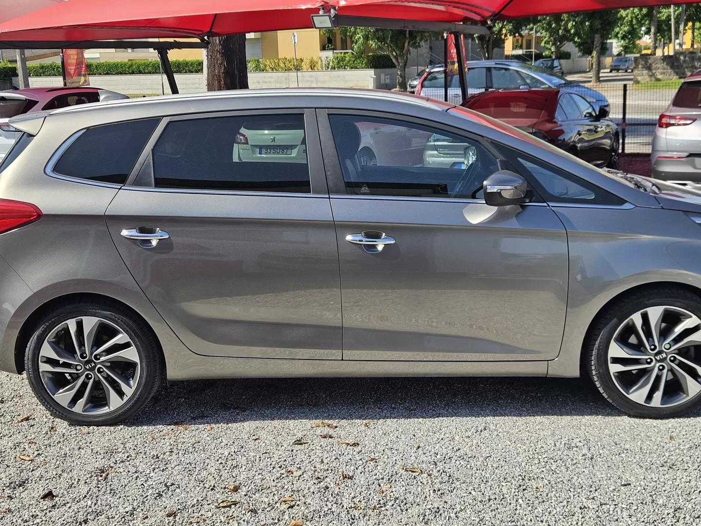 Kia Carens 1.7 CRDi ISG TX 7DCT - foto 4