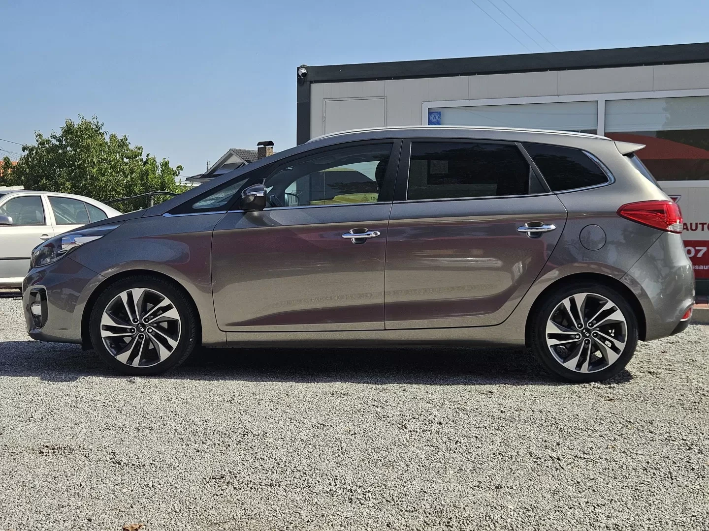 Kia Carens 1.7 CRDi ISG TX 7DCT - foto 5