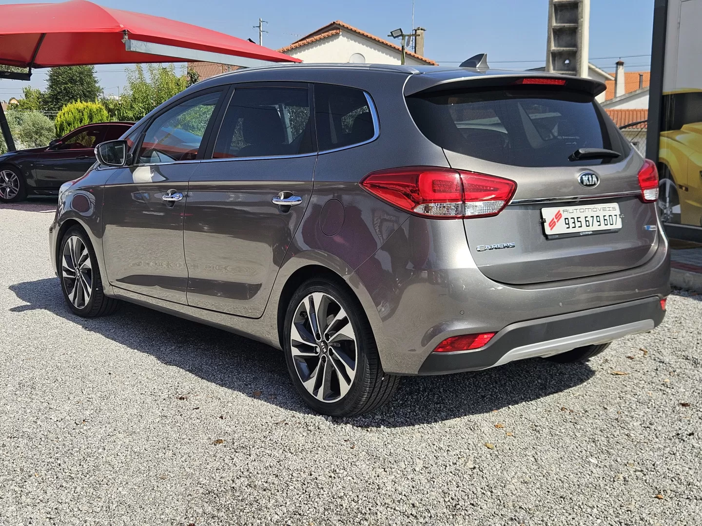 Kia Carens 1.7 CRDi ISG TX 7DCT - foto 6