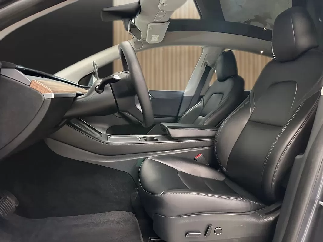 Tesla Model Y  Rwd - foto 7