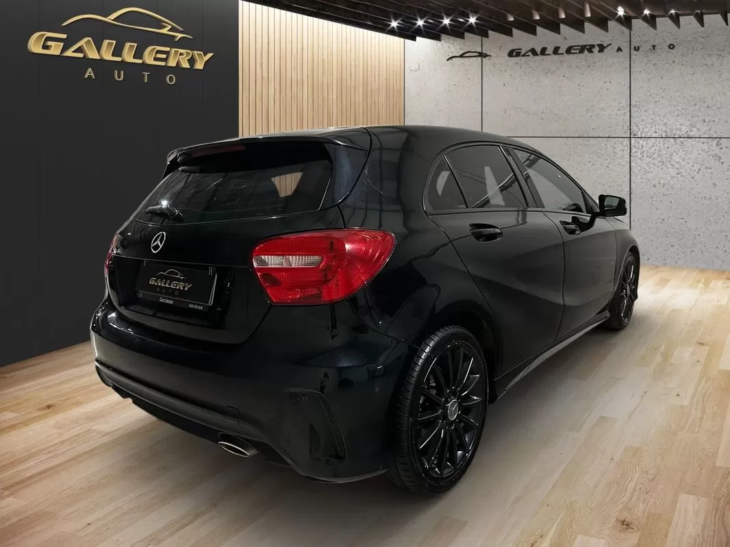 Mercedes-Benz A 180 d AMG Line - foto 3