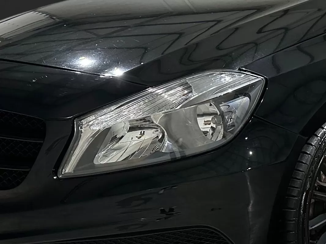 Mercedes-Benz A 180 d AMG Line - foto 5