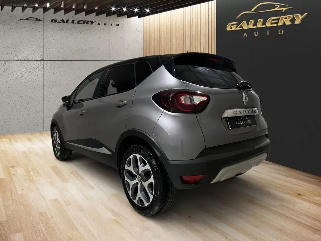 Renault Captur 1.5 dCi Exclusive - foto 4