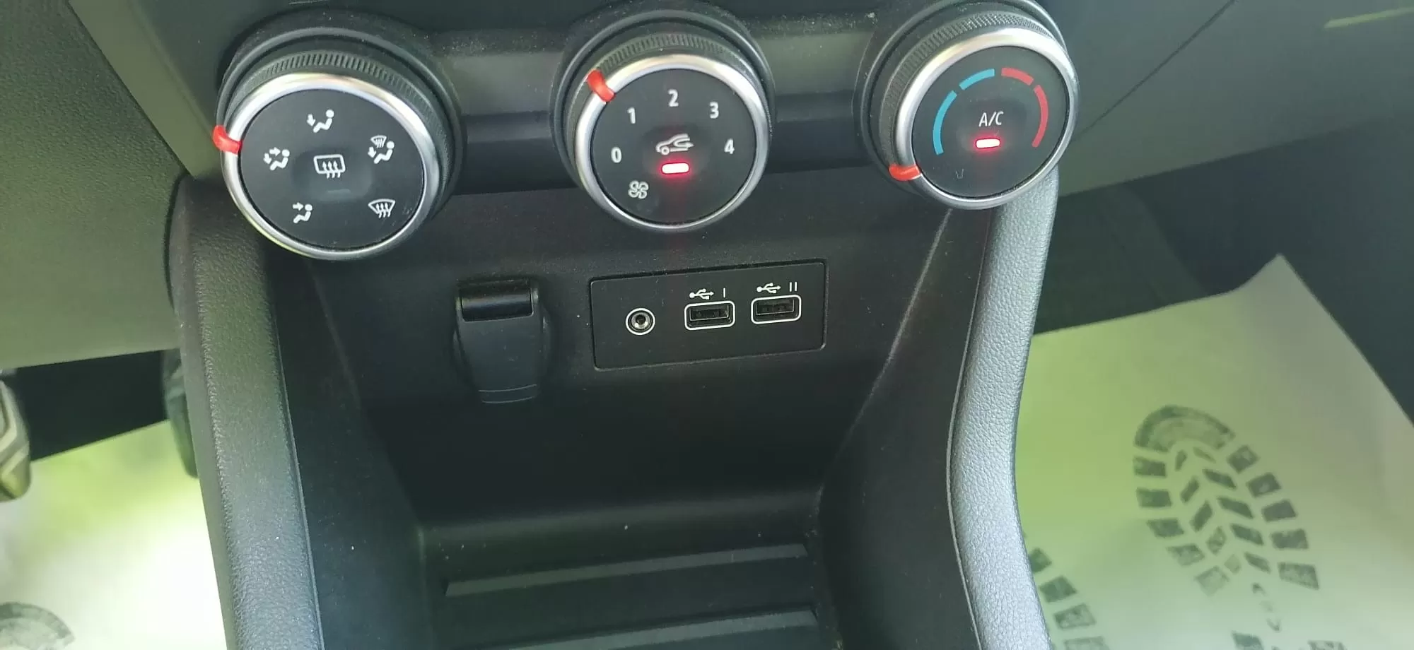 Renault Clio - foto 7