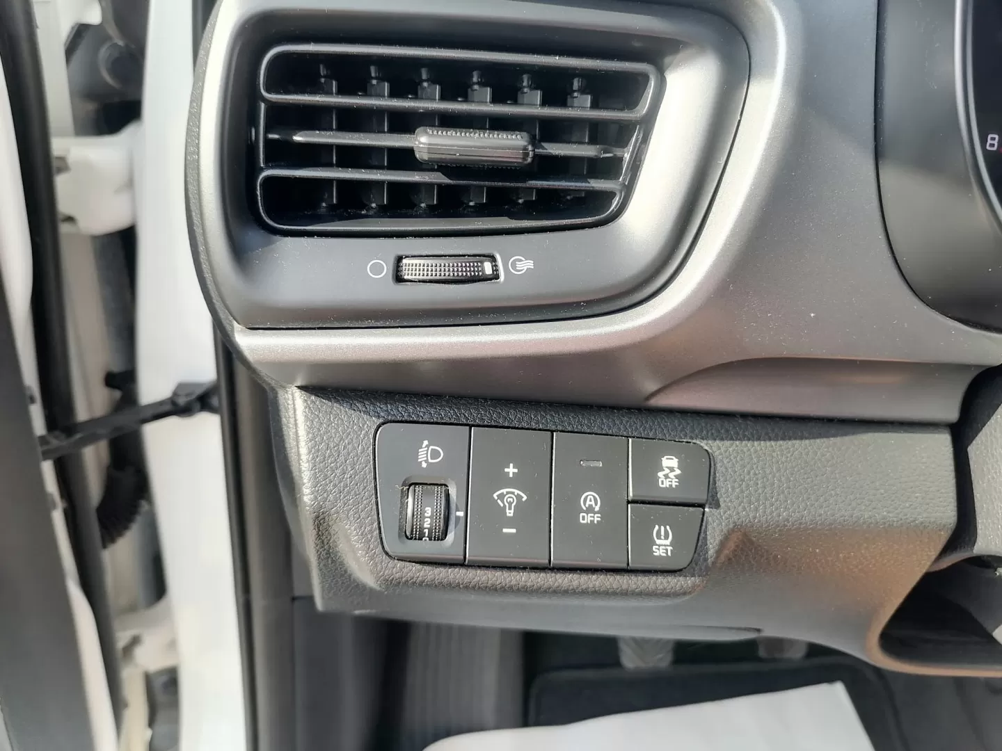 Kia Stonic - foto 7
