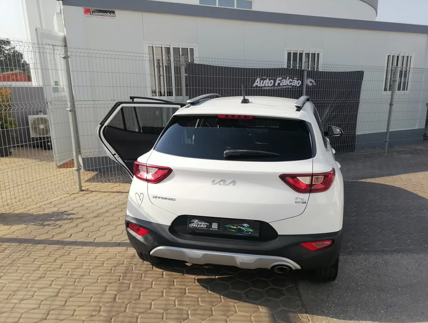 Kia Stonic - foto 8
