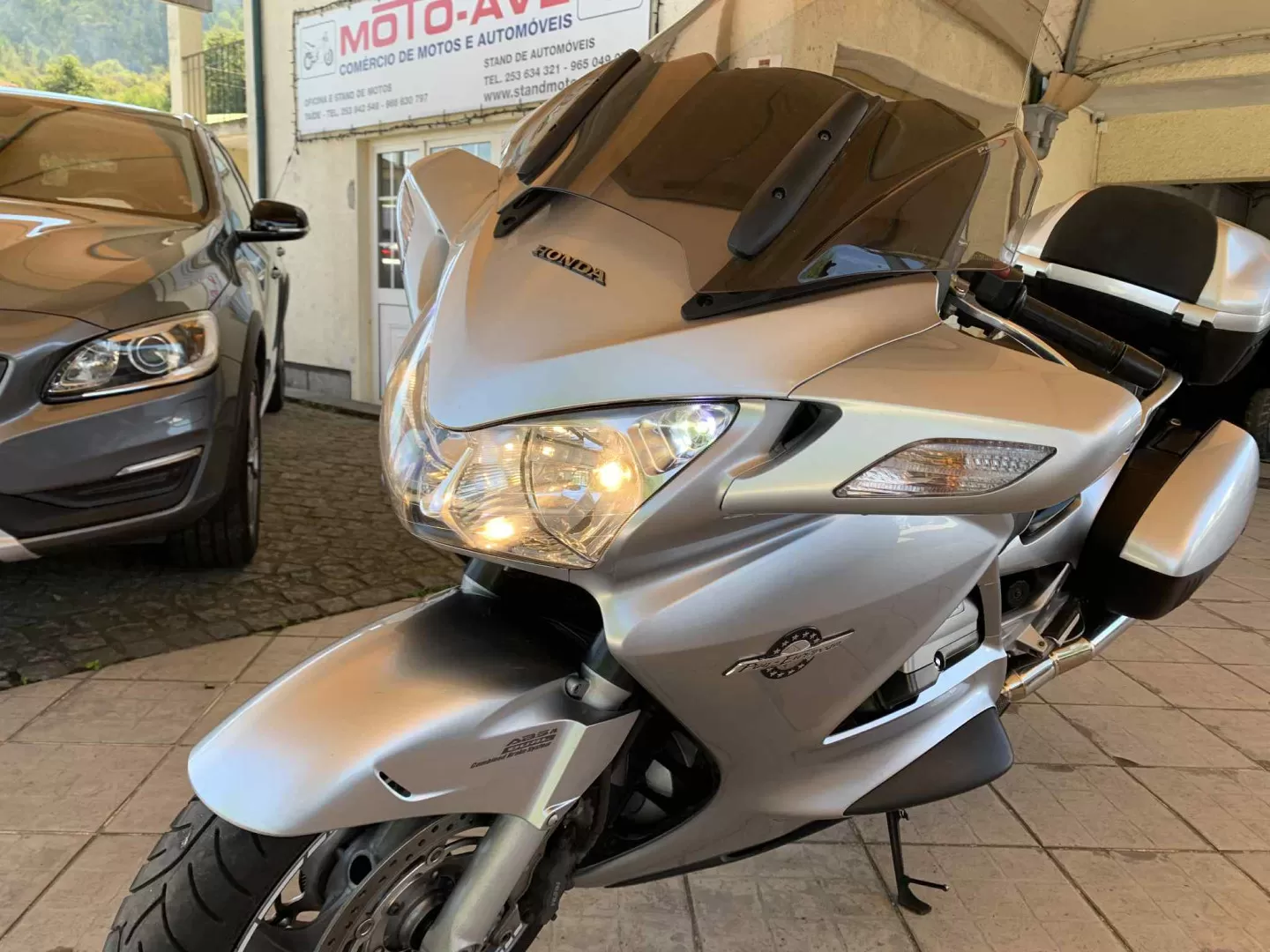 Honda Pan European ST1300A - foto 8