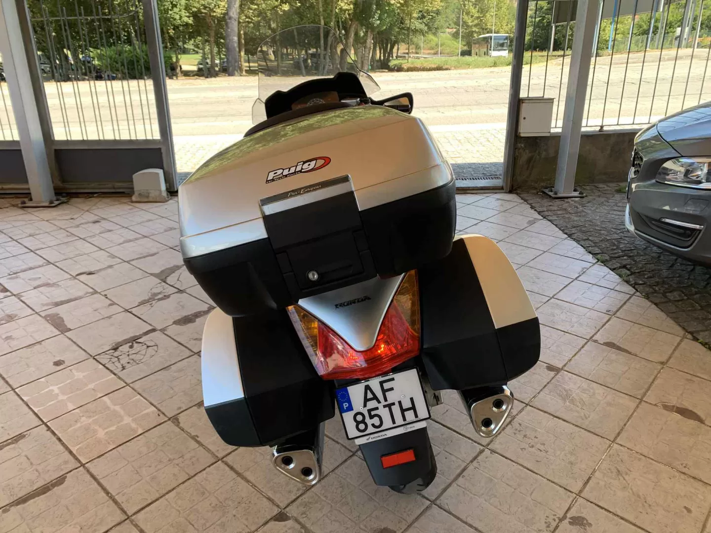 Honda Pan European ST1300A - foto 4