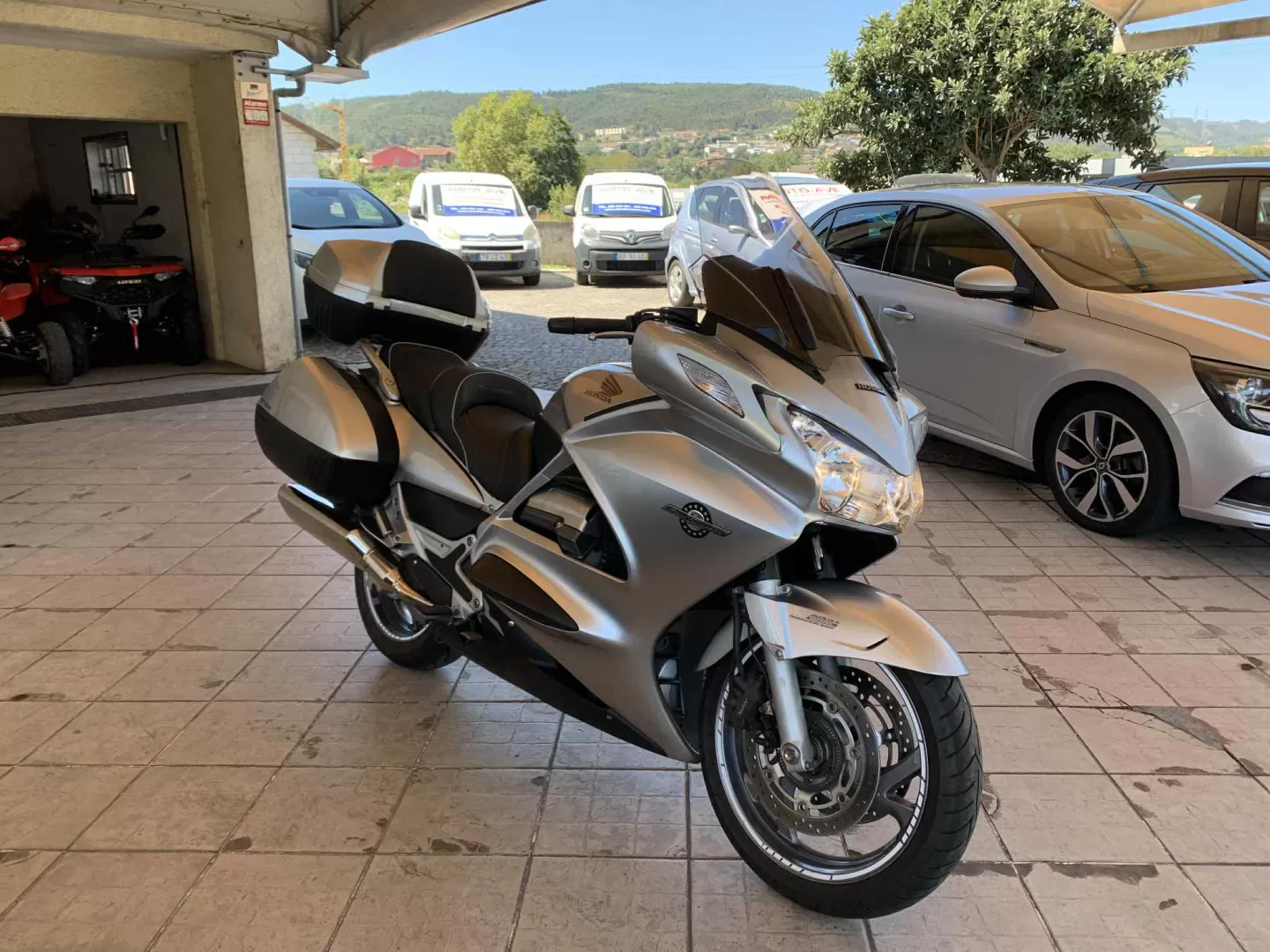 Honda Pan European ST1300A - foto 7