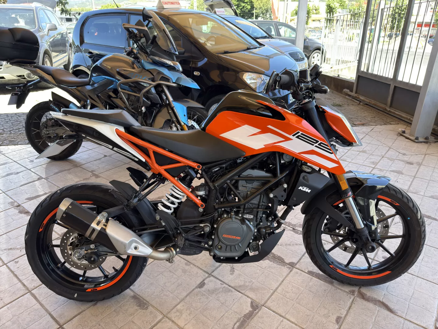 KTM Duke 125 - foto 3