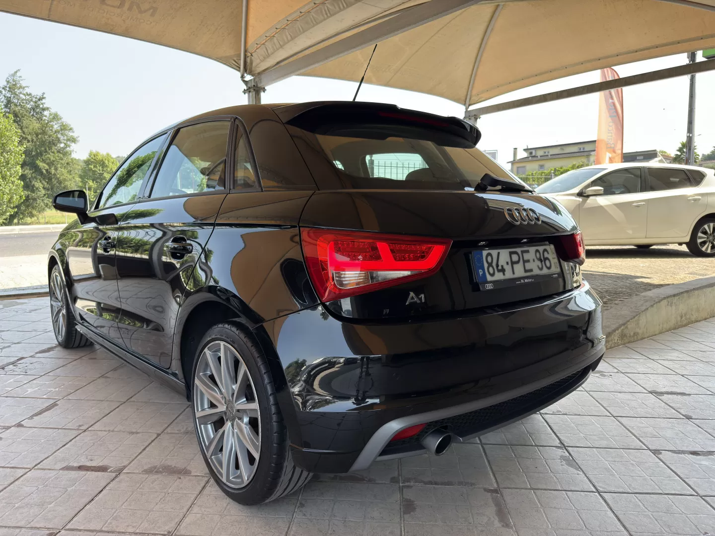 Audi A1 Sportback 1.6 TDi S-line S tronic - foto 6