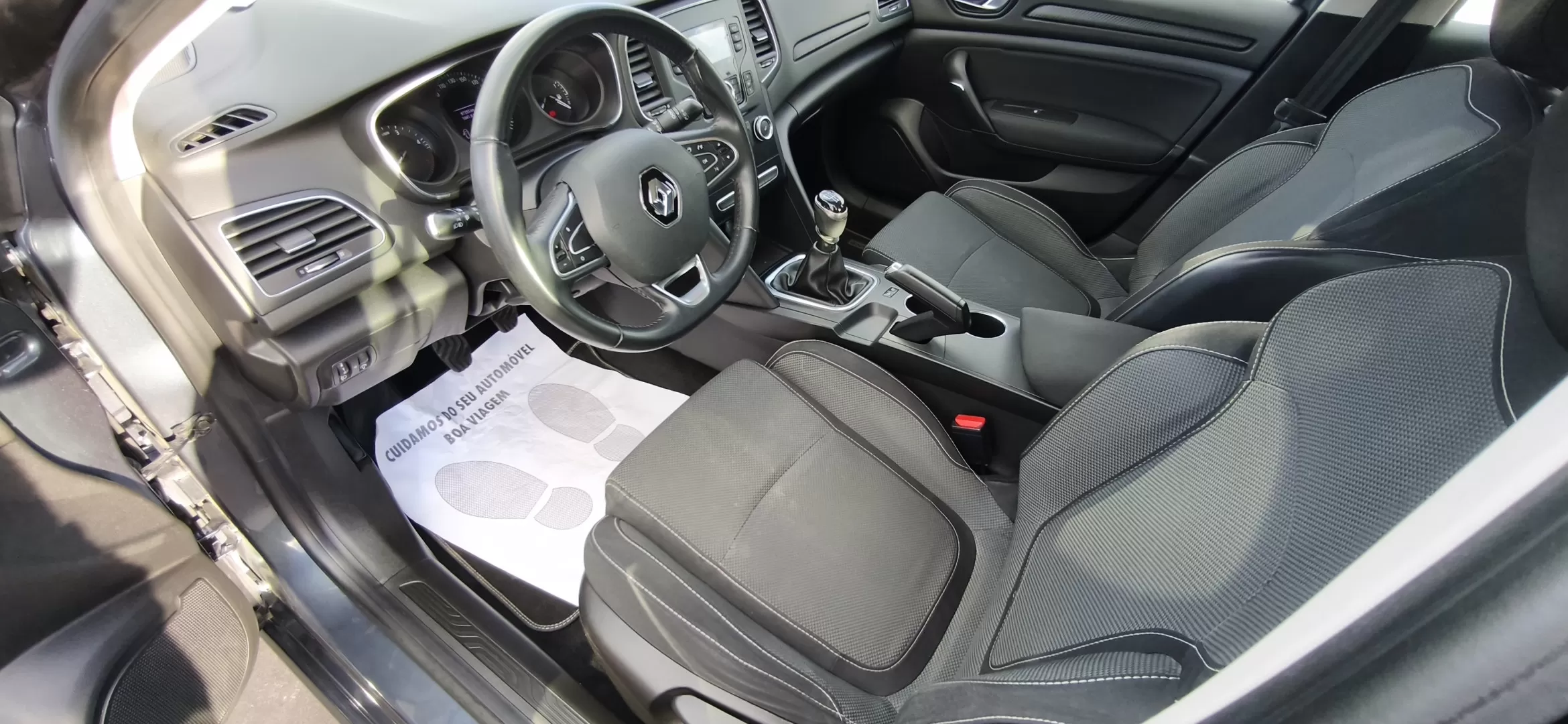Renault Mégane Sport Tourer 1.5 Blue dCi Business - foto 4