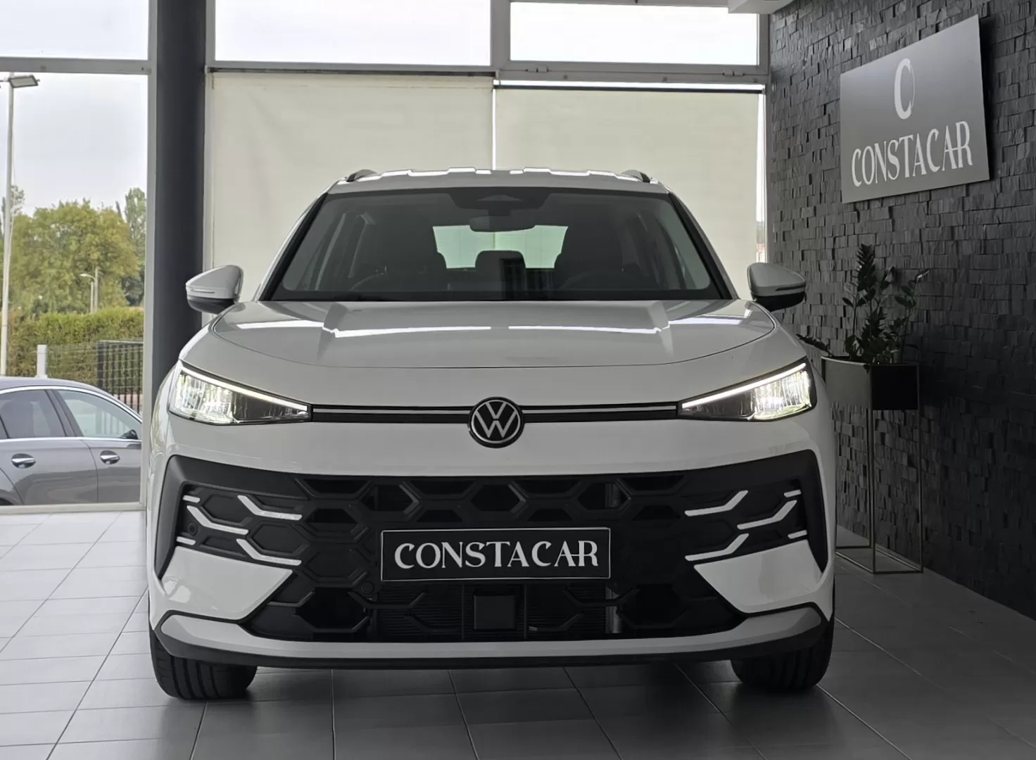 VW T-Roc 1.5 eTSI Trend DSG - foto 2
