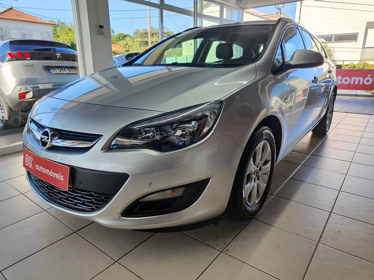 Opel Astra Sports Tourer 1.4 T Excite GPL J16 - foto 5