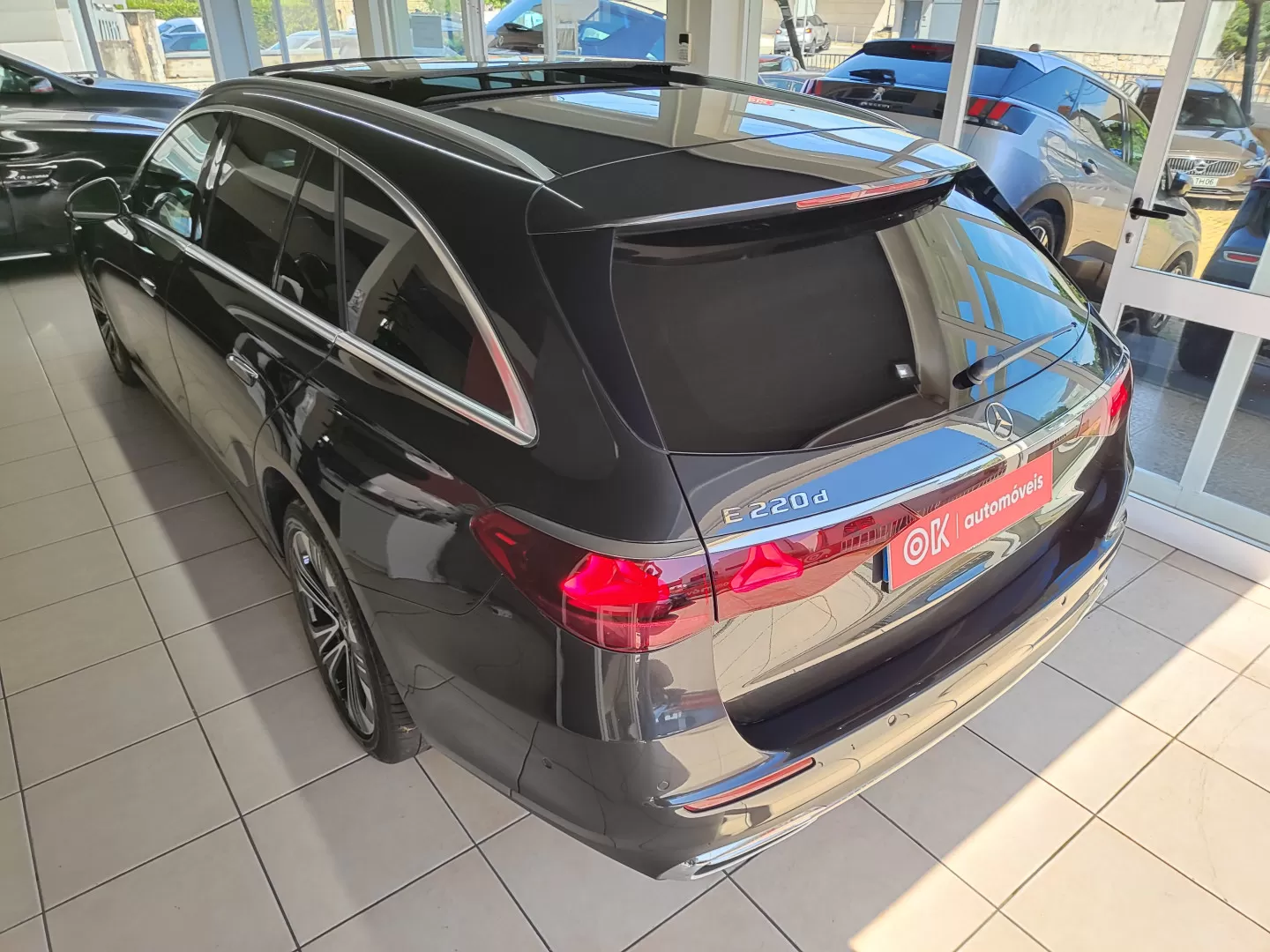 Mercedes-Benz E 220 d - foto 8