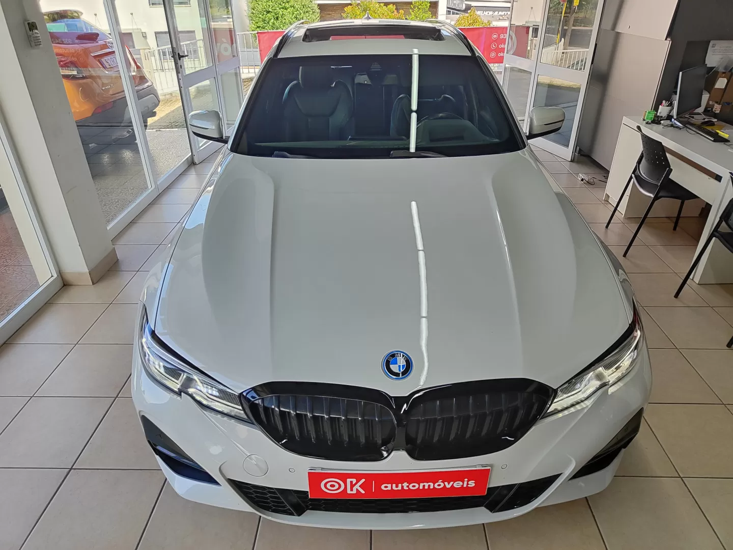 BMW 330e Pack M - foto 4