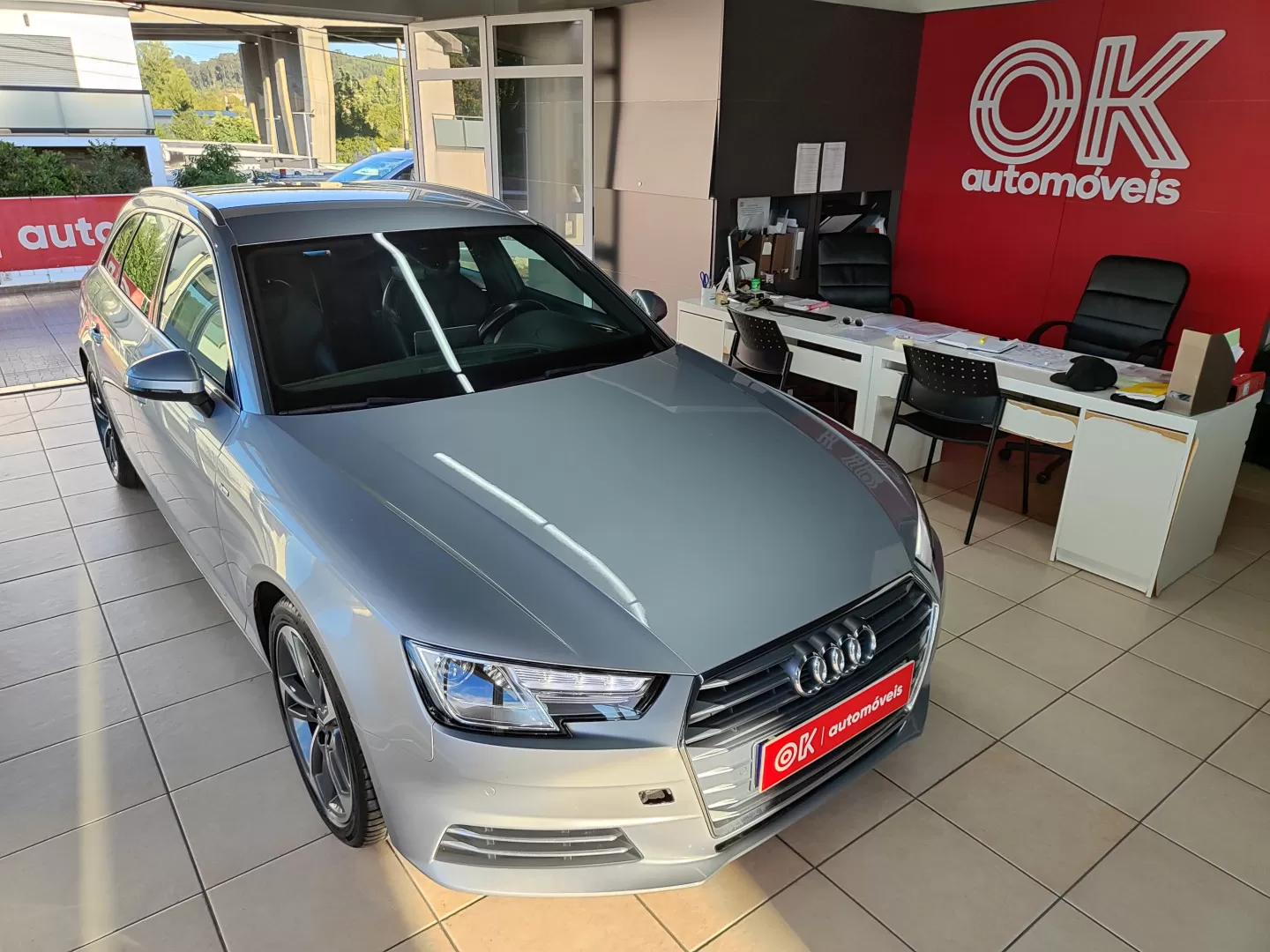 Audi A4 Avant 2.0 TDI - 150 CV - S-Line S-Tronic - foto 2
