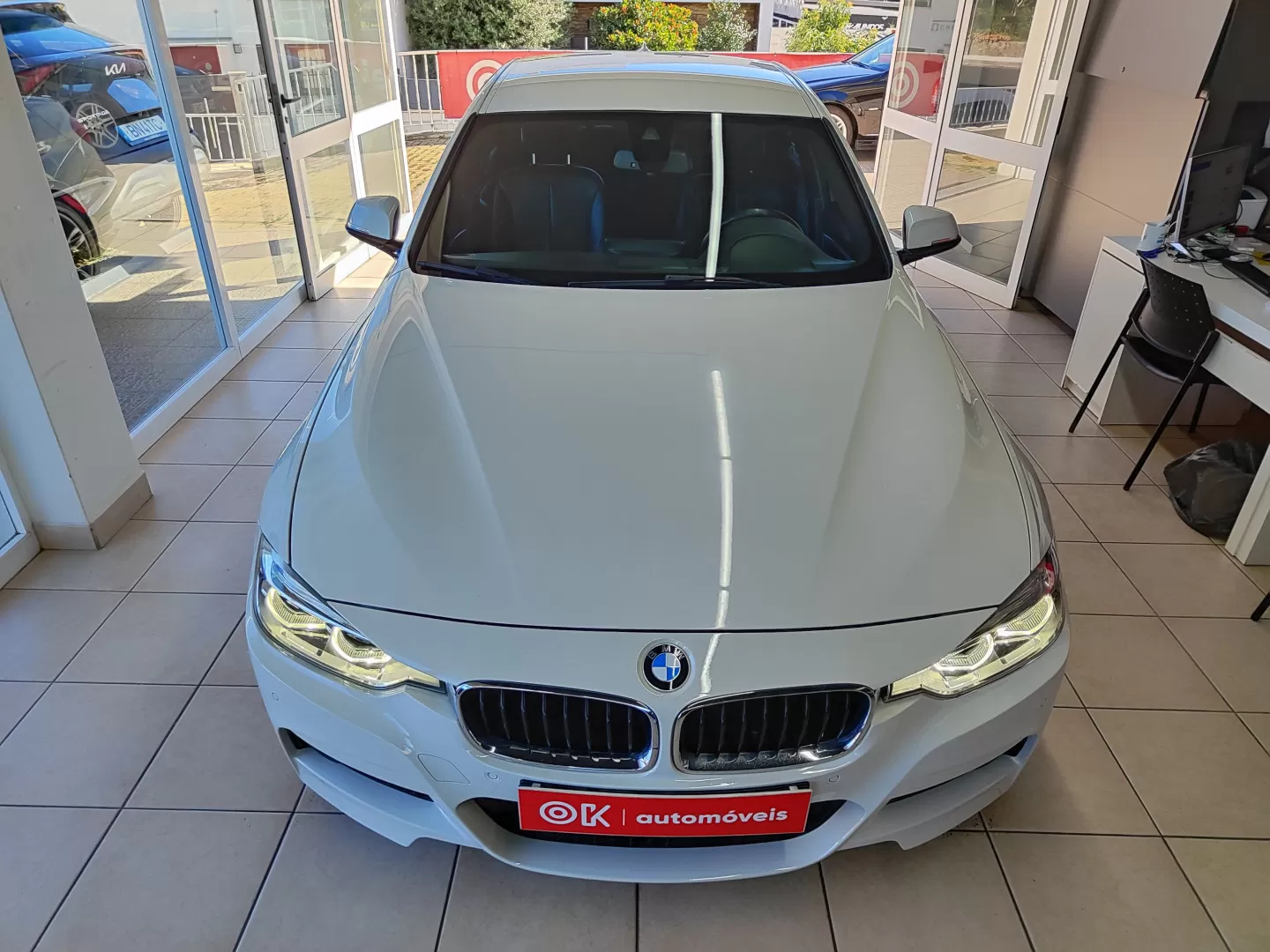 BMW 330e iPerformance Pack M Sedan - foto 4