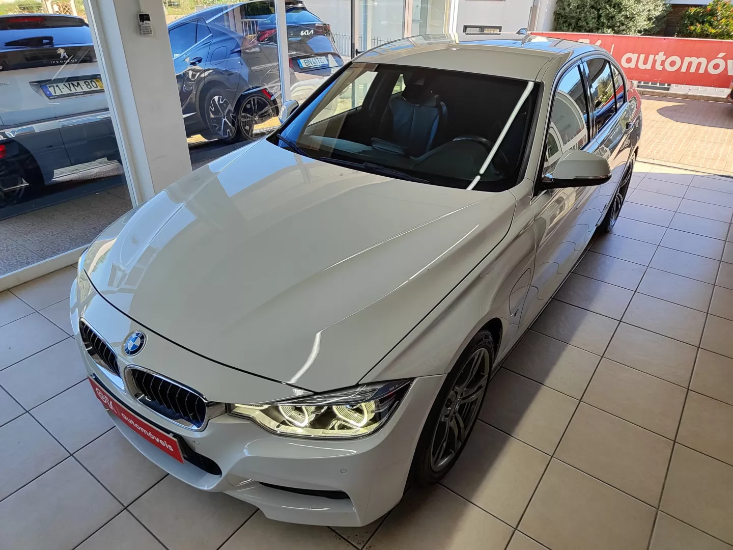 BMW 330e iPerformance Pack M Sedan - foto 6