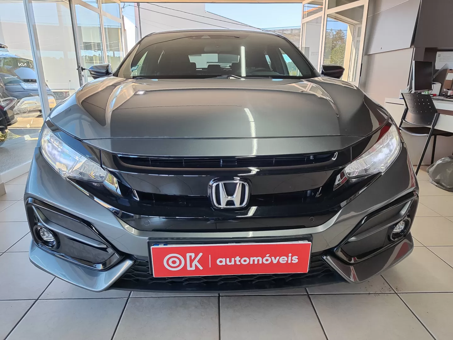 Honda Civic 1.0 i-VTEC Executive Premium - foto 5