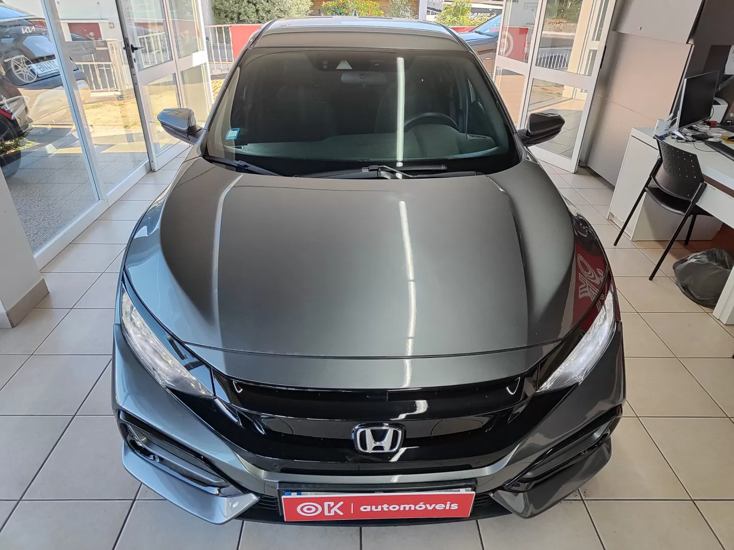 Honda Civic 1.0 i-VTEC Executive Premium - foto 6
