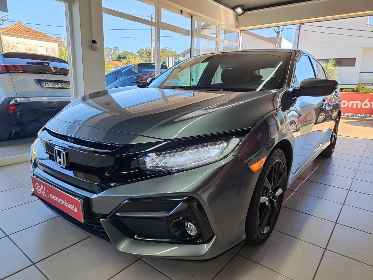 Honda Civic 1.0 i-VTEC Executive Premium - foto 7