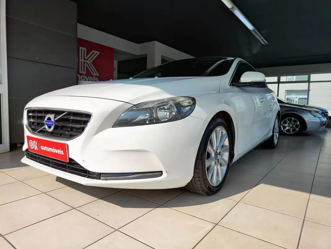 Volvo V40 1.6 D2 Momentum - foto 6