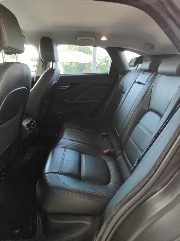 Jaguar F-Pace - foto 8