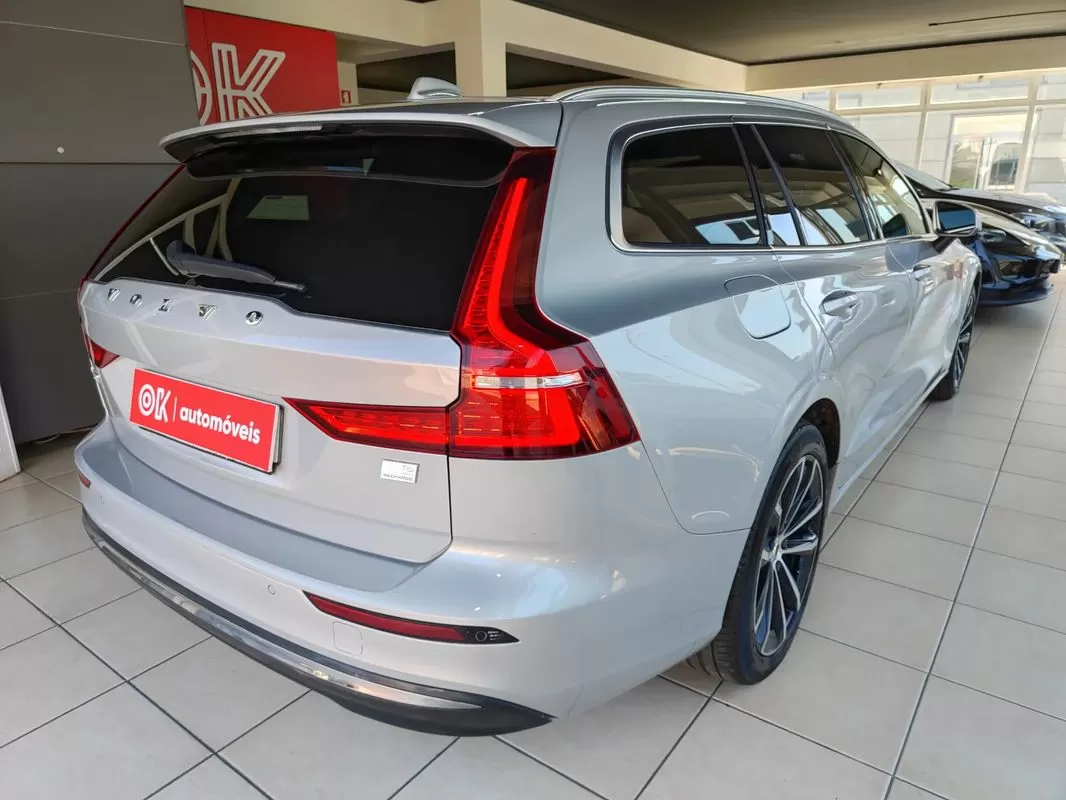 Volvo V60 2.0 T6 AWD TE Plus Bright - foto 3