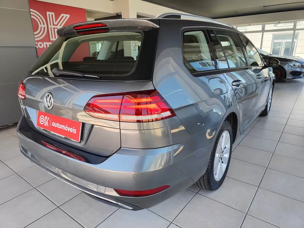 VW Golf Variant 1.5 TSI Confortline - foto 3