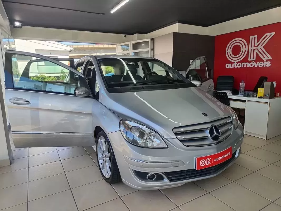 Mercedes-Benz B 200 CDI - foto 5