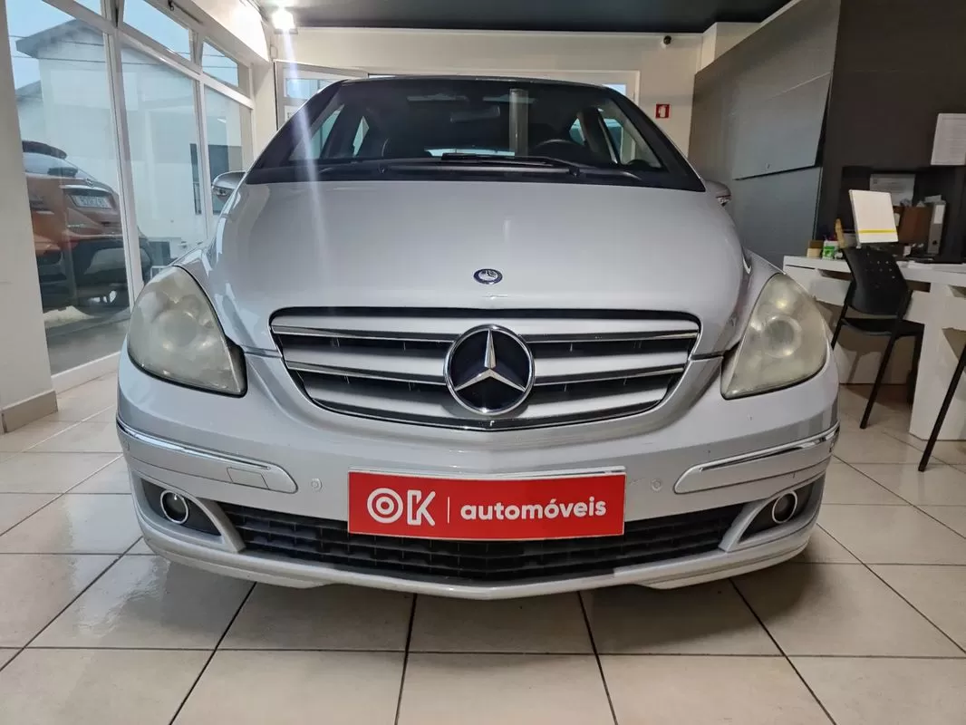 Mercedes-Benz B 200 CDI - foto 2