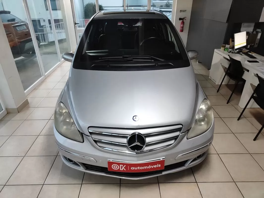 Mercedes-Benz B 200 CDI - foto 3